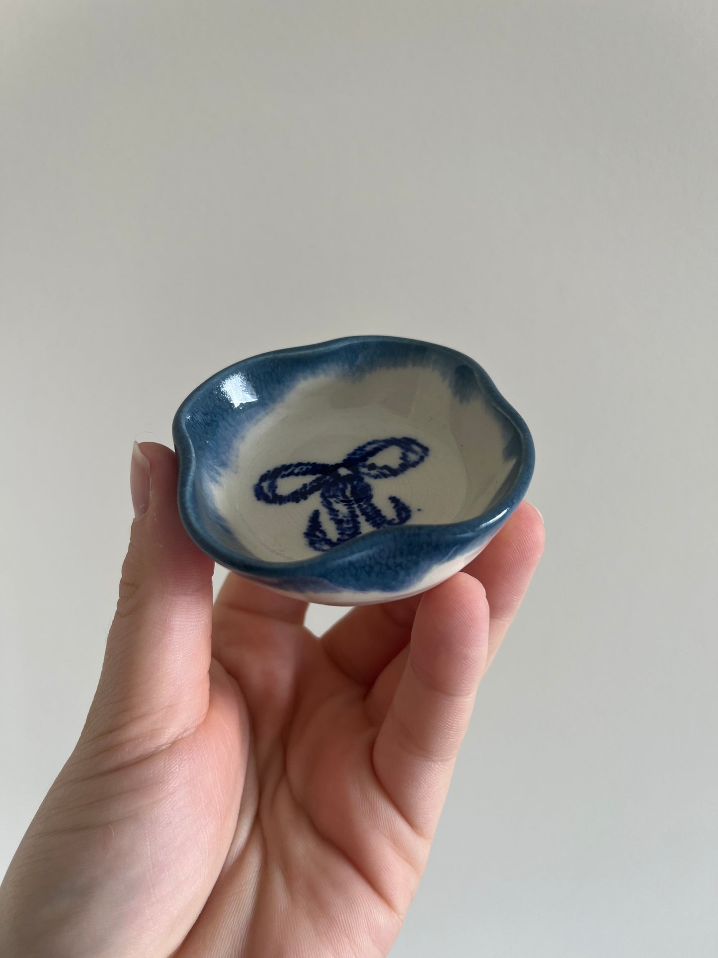 bow ring dish